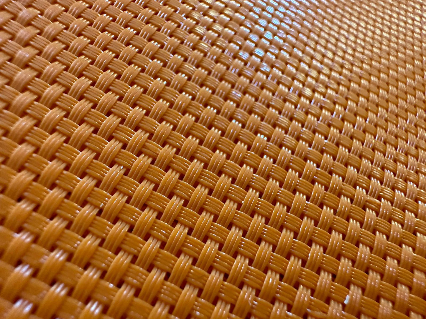 Malla Para Trampolín Naranja 4.2 m por metro